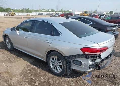 2020 Volkswagen Passat 2.0T Se z USA, uszkodzony, nr VIN 1VWWA7A32LC012403